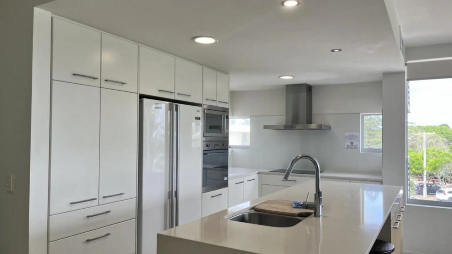 카와나 워터스 Surfside One Unit 4 아파트 오스트레일리아